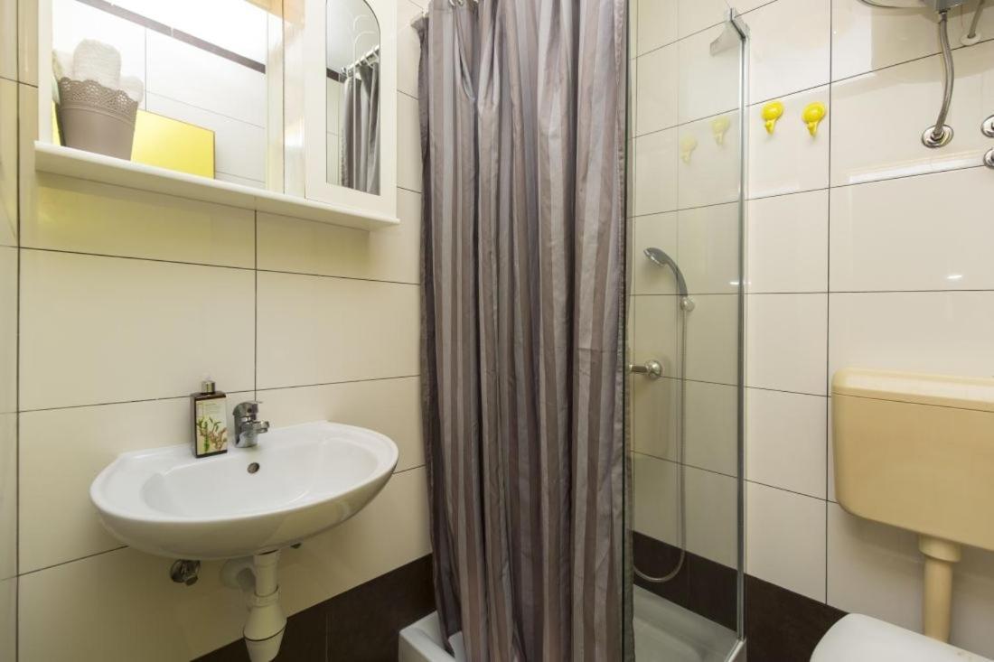 Apartments With Wifi Rabac, Labin - 17261 Extérieur photo